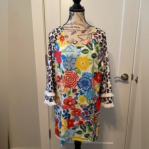 New never worn oversized  shirt. Size X-Large. Floral/Leopard print. Poly/Cotton